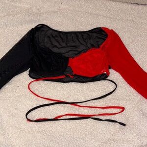 Elegant Black and Red Lace Crop Long Sleeve